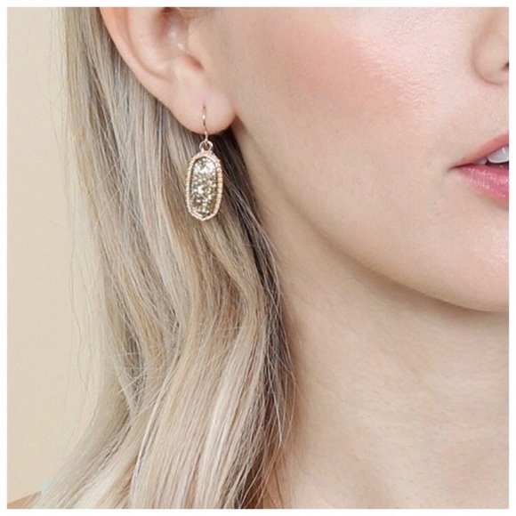 SALE✨LAST 1✨NEW GOLD GLITTER SPARKLE DROP EARRINGS - Picture 3 of 5